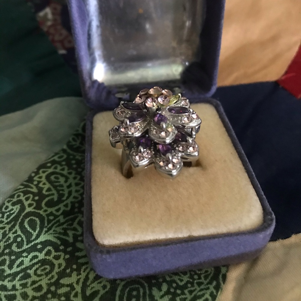 Ring purple flashy
